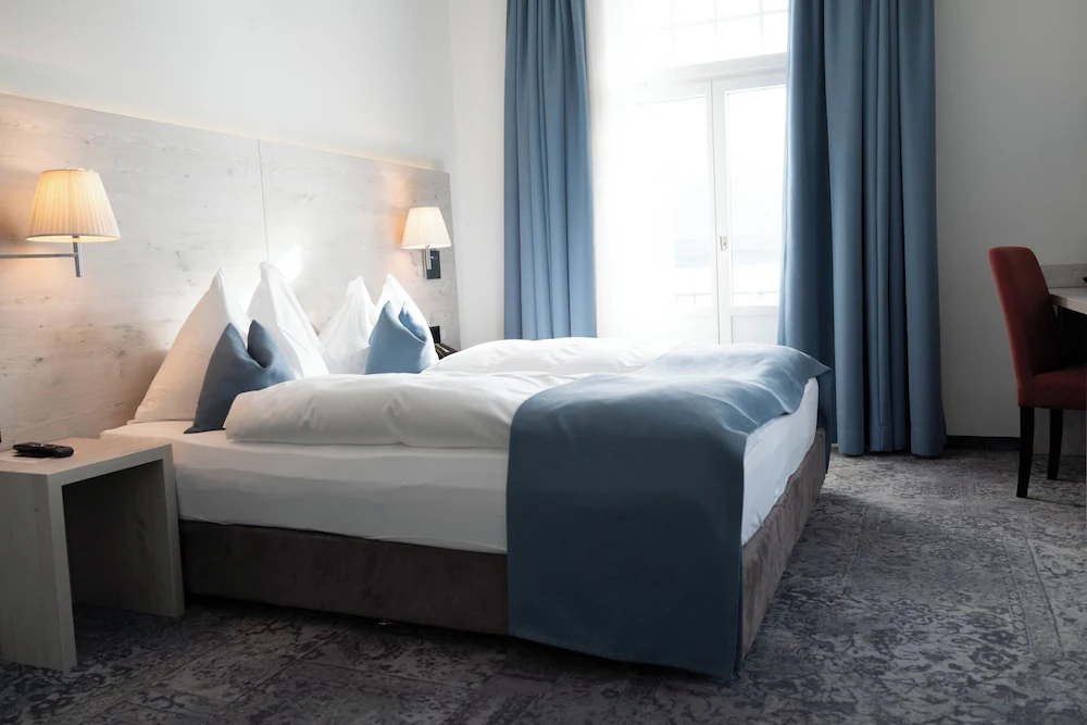 Hotel Restaurant Bellevue au Lac — 2