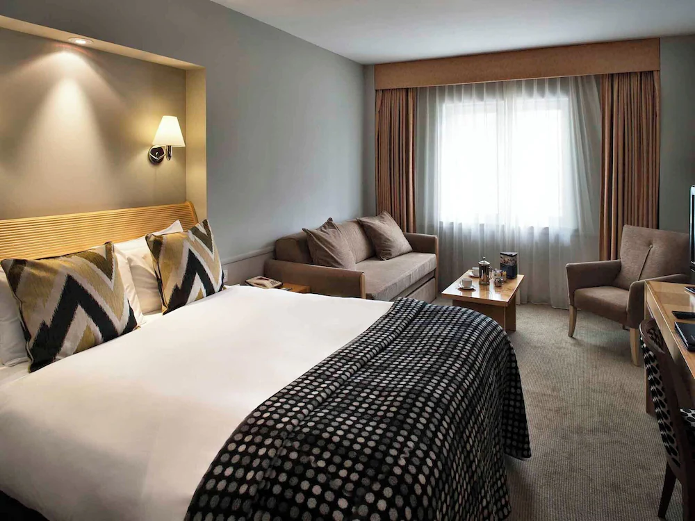 Mercure Thames Lodge — 2