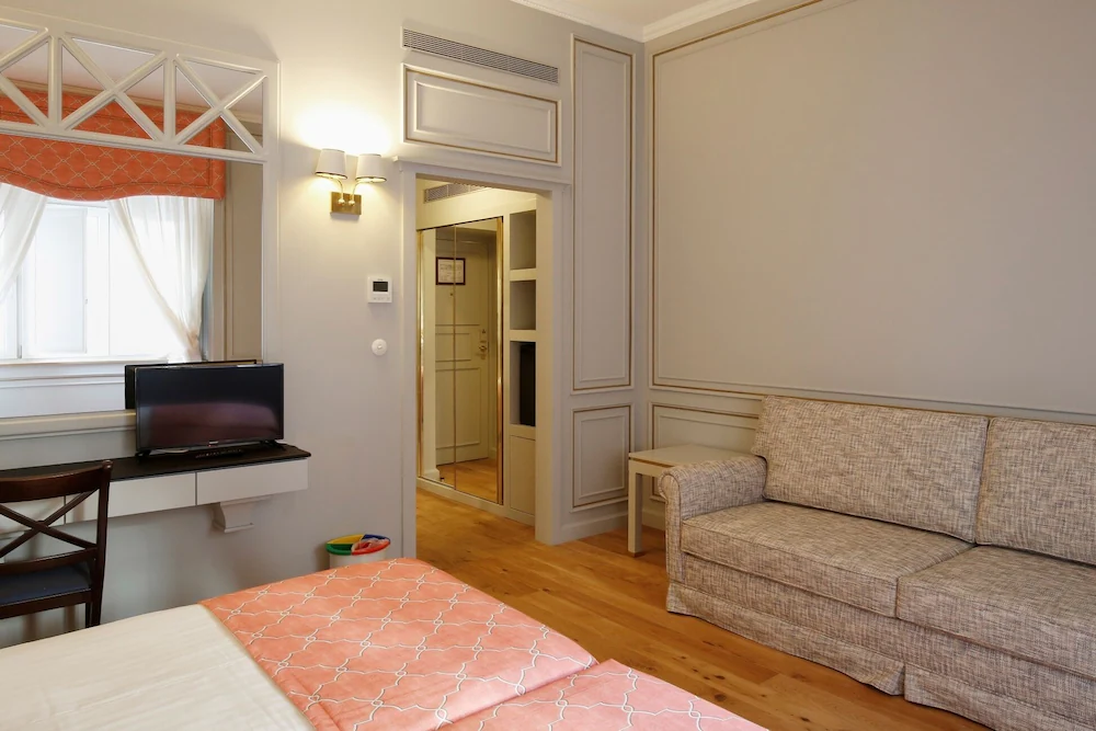 Grande Hotel Do Porto — 2