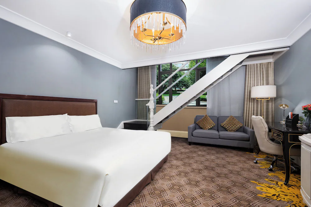 Crowne Plaza Zhengzhou, An Ihg Hotel — 1