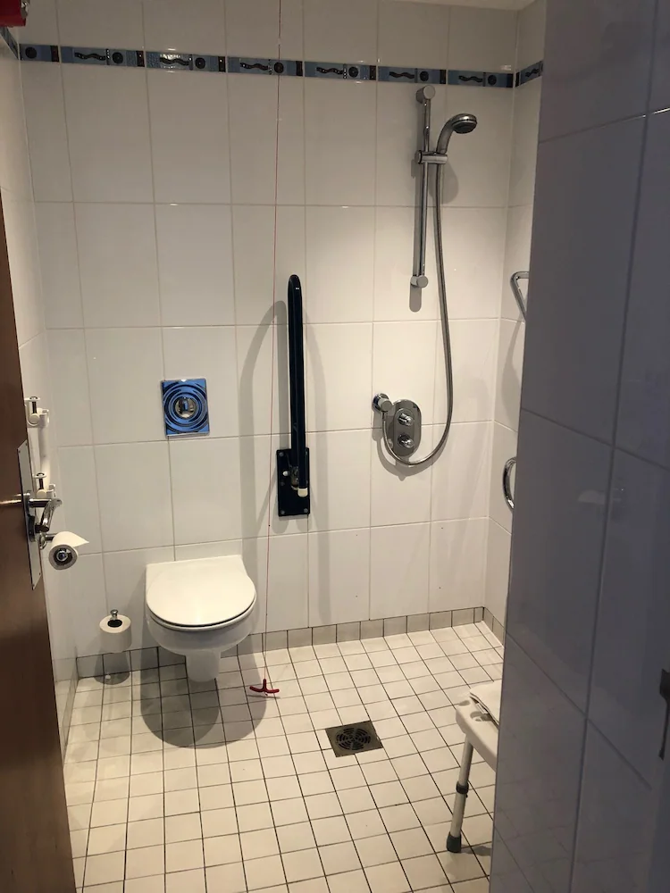 Holiday Inn Ellesmere Port by IHG — 1