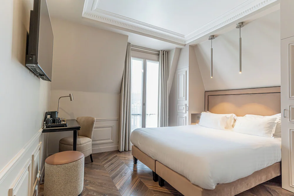 Hôtel Perreyve — 3