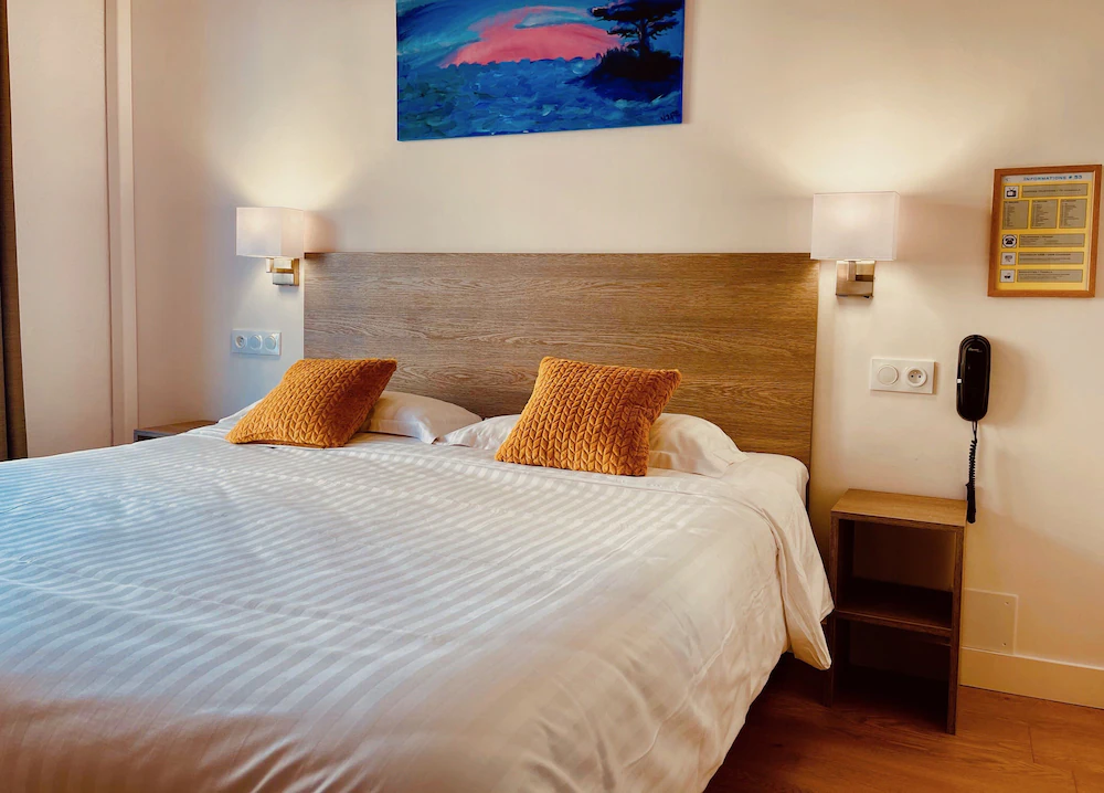 Courbet Hotel — 4