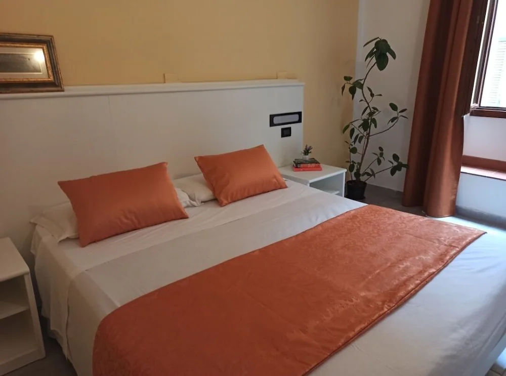 Hotel Leonardo — 1