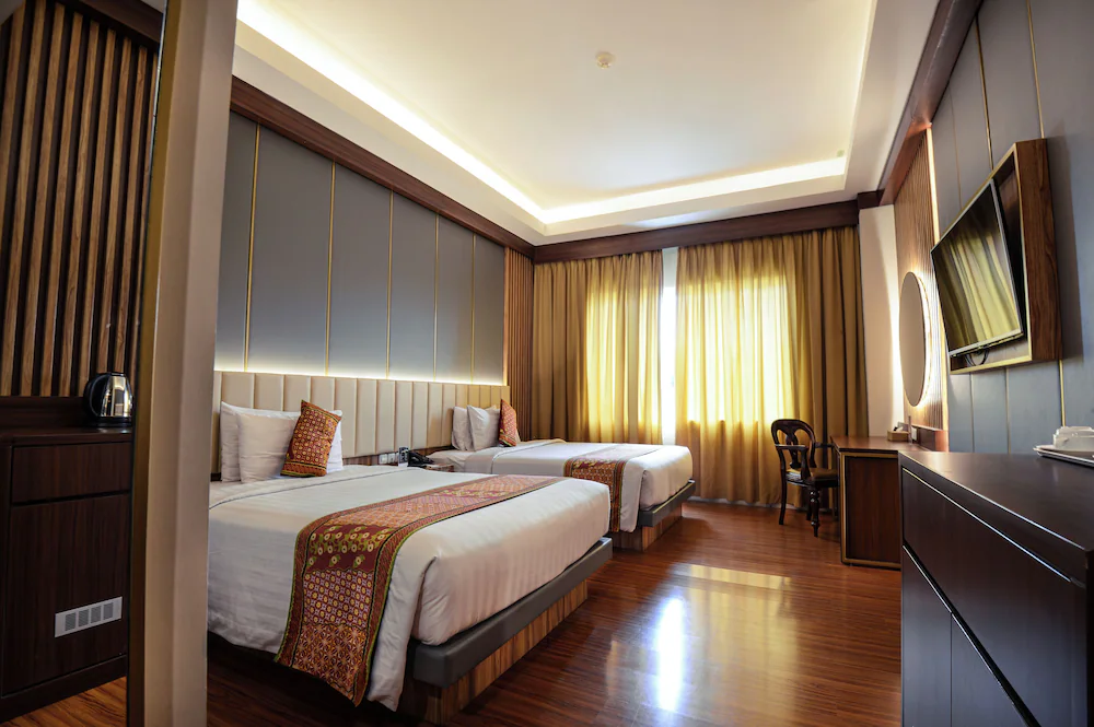 The Rich Jogja Hotel — 7