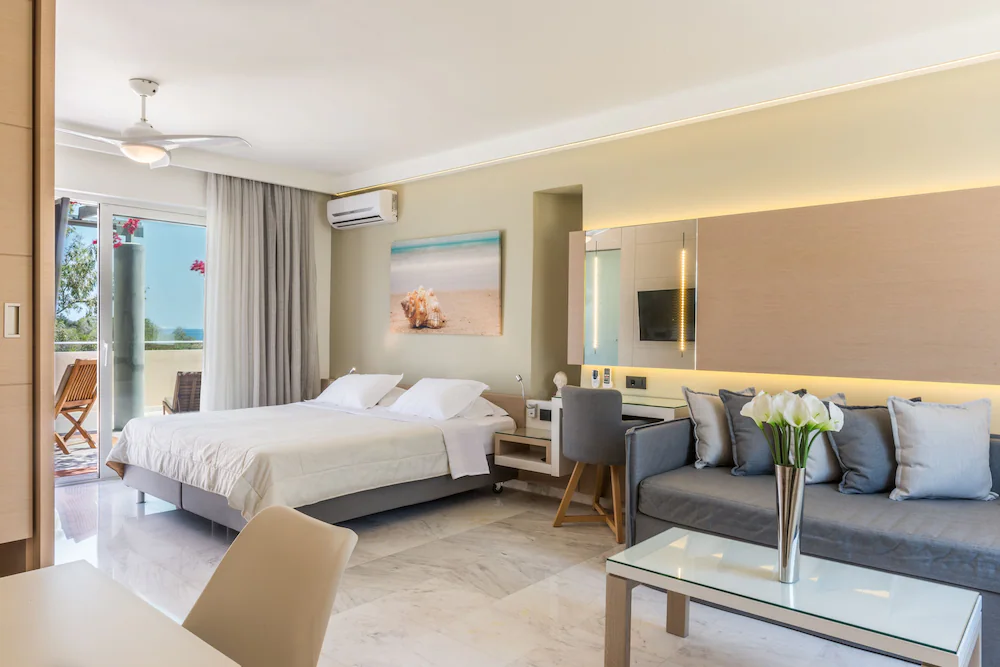 Forum Suites — 4