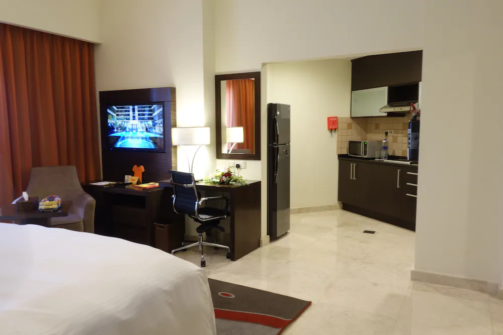 Ghaya Grand Hotel — 2
