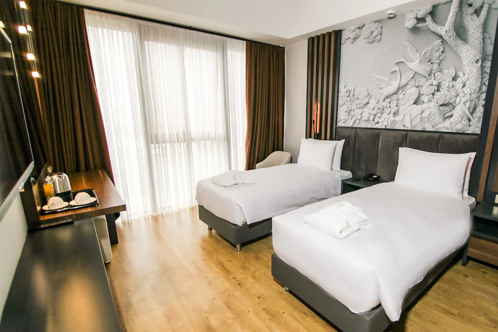 S Class Hotel Convention Center — 2