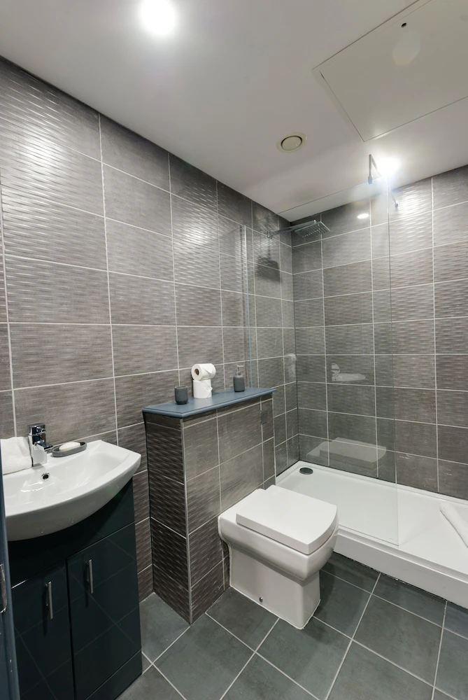 Harrisons Aparthotel — 2