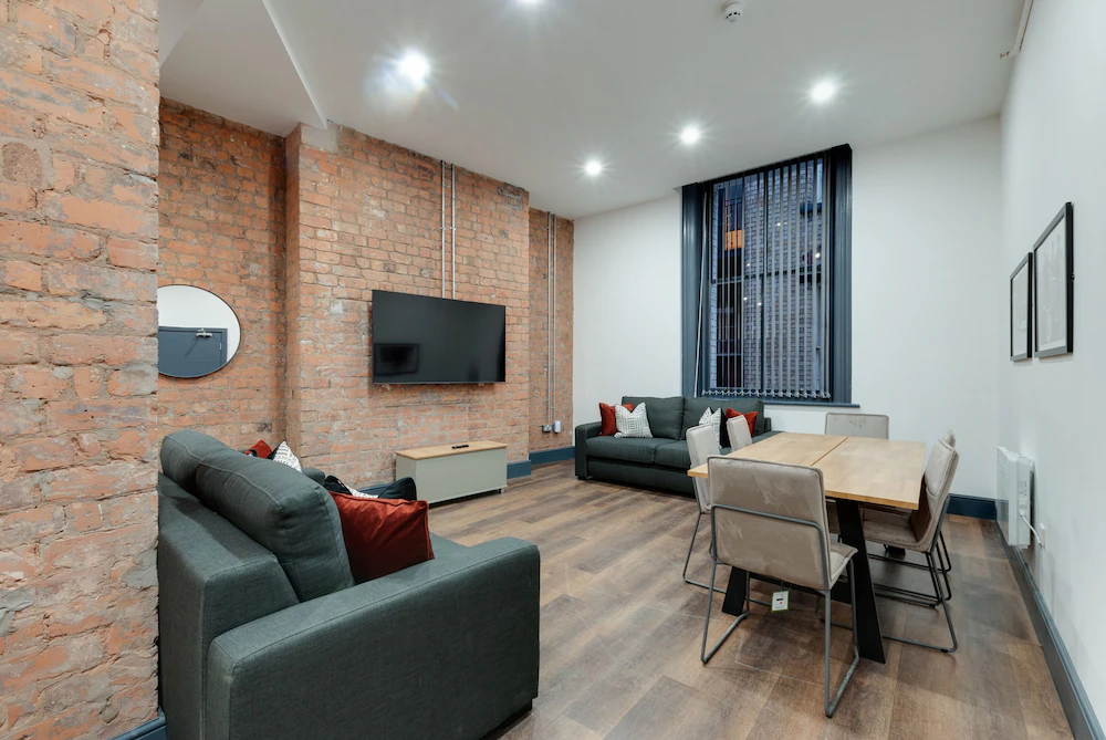 Harrisons Aparthotel — 6