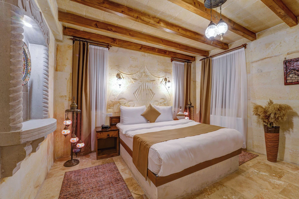 Enjoy Stone Hotel — 2