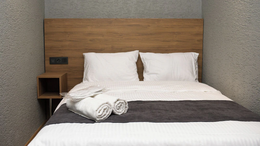 Daymonth Hotel — 2