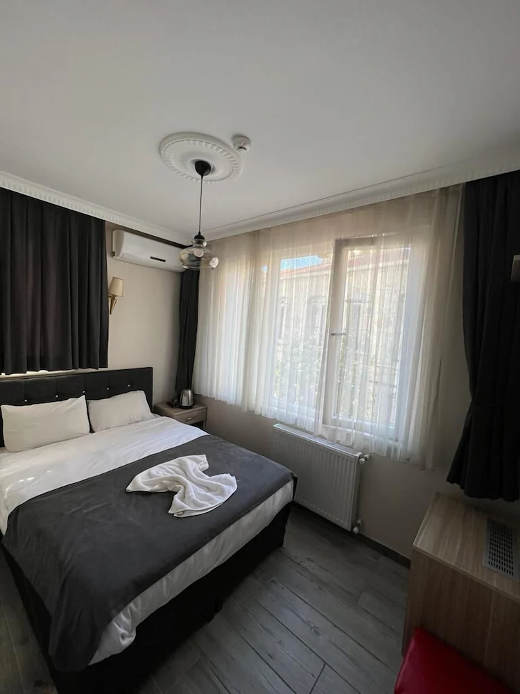 Oren Hotel — 3