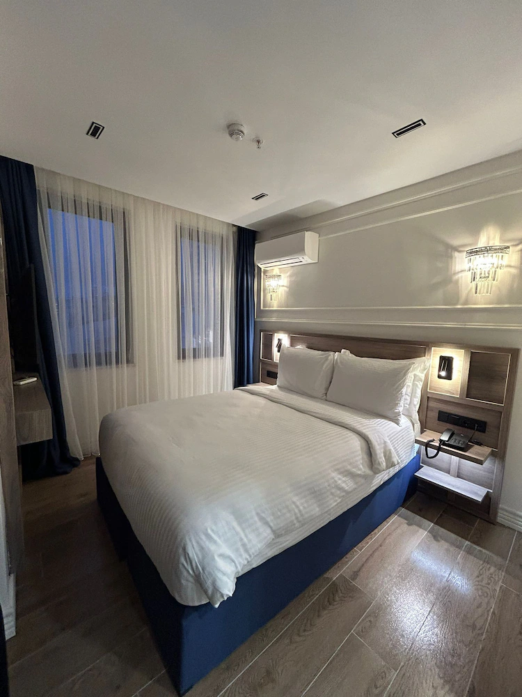 The Search Hotels Besiktas — 1