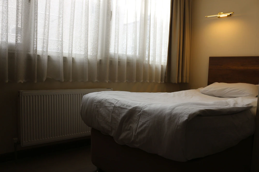 Center Room Hotel — 2
