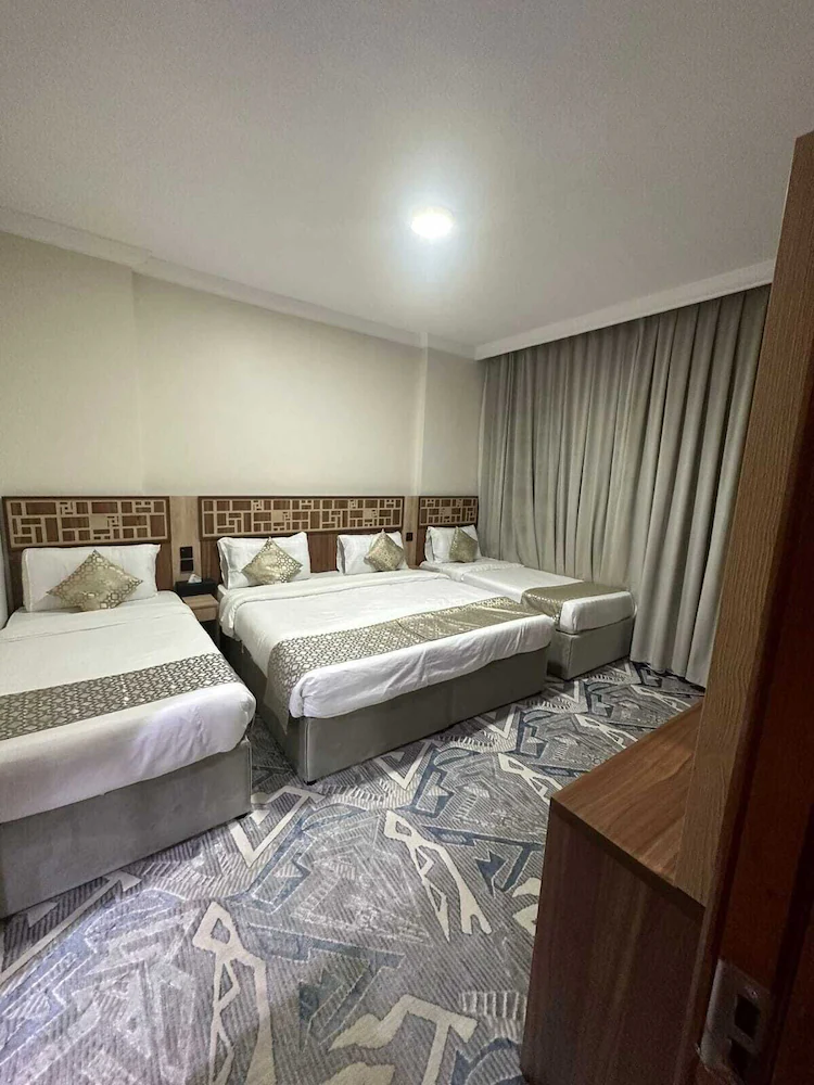 Askant Golden Hotel — 2