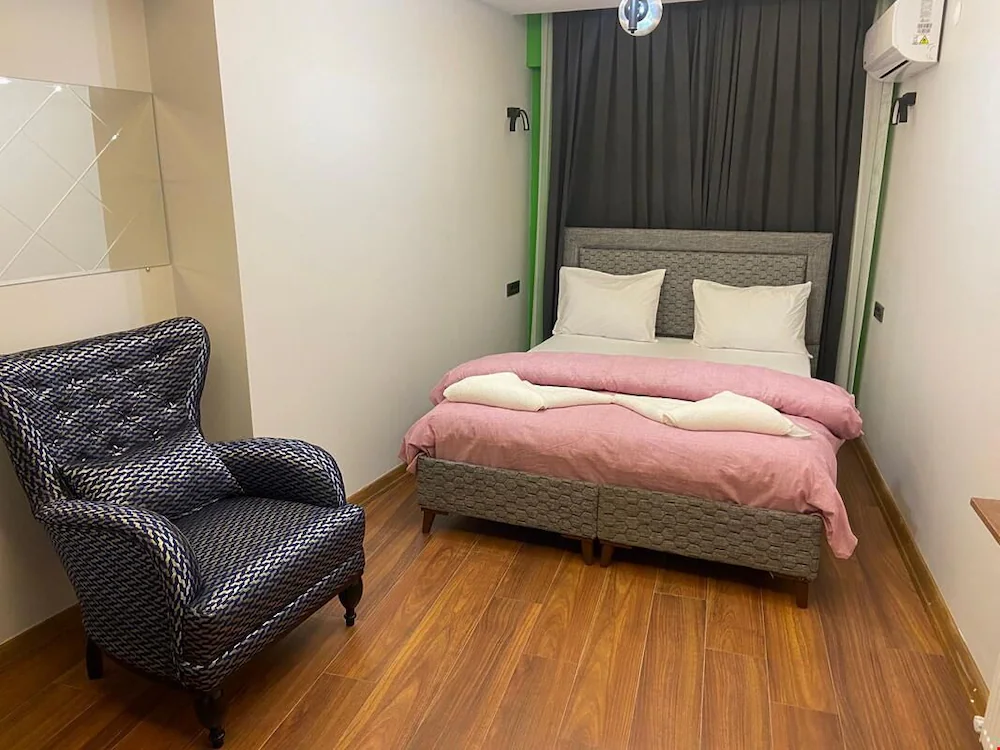 Renk Otel — 2