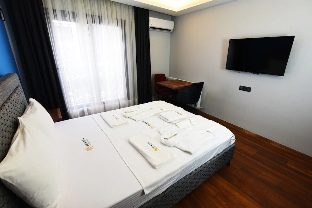 Renk Otel — 5