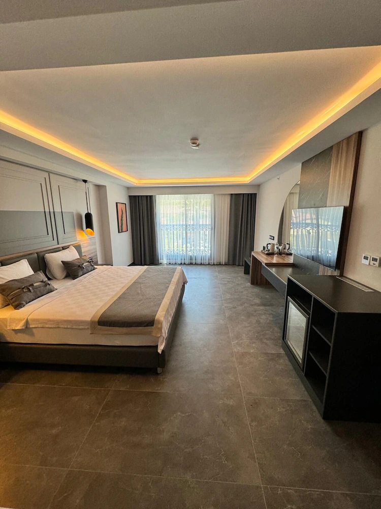 Telmessos City Hotel Adults Only — 3
