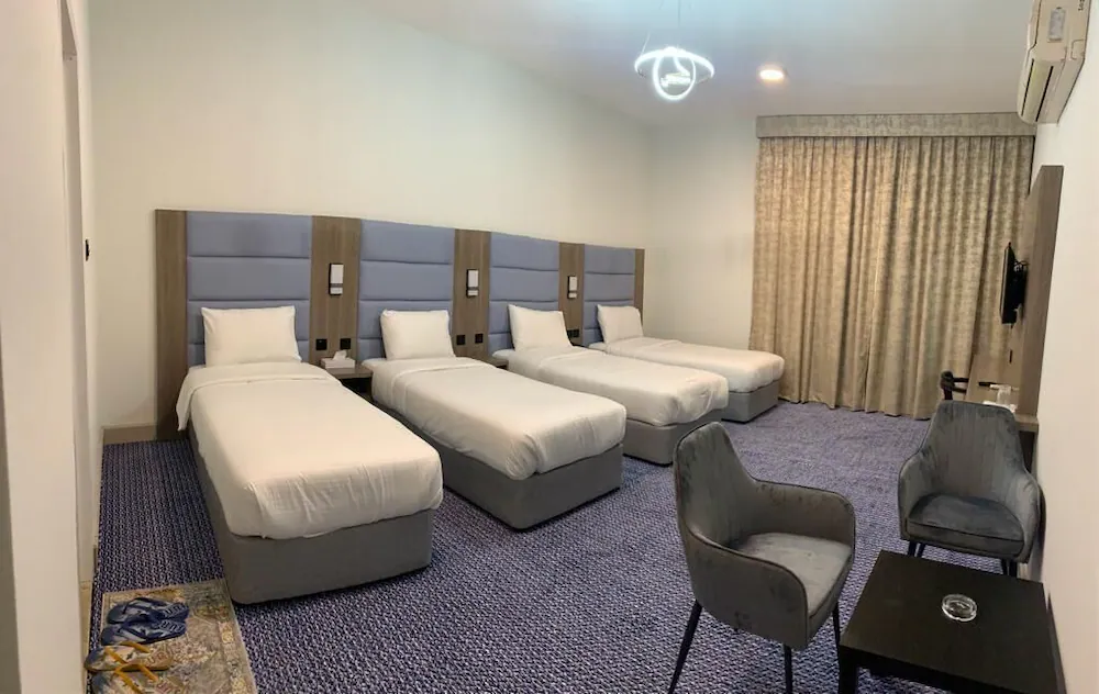 Silver Sand Hotel — 4