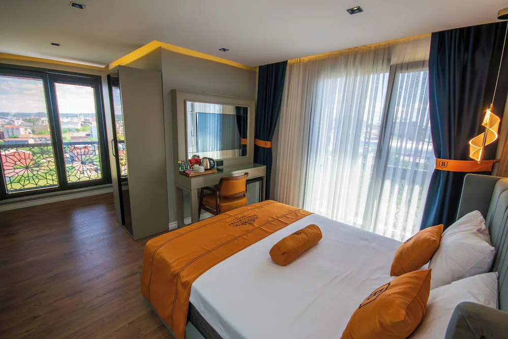 Bera Airport Hotel — 3