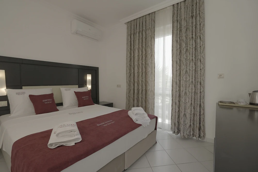 Omer Aybak Beach Hotel — 3