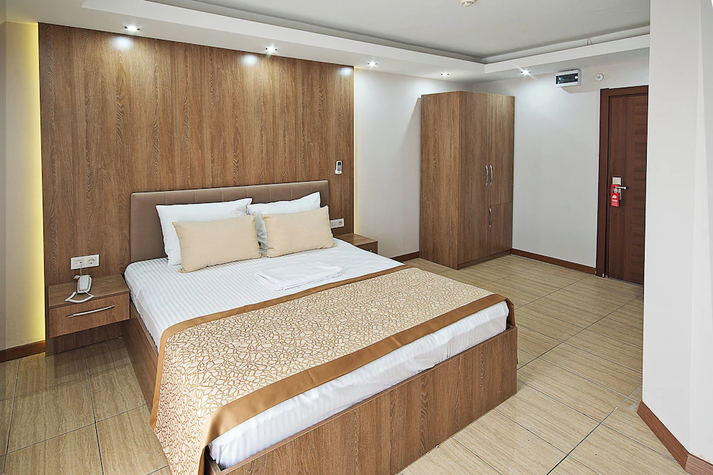 Lion City Hotel — 3