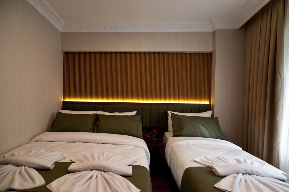 Aurora Eco Hotel — 2