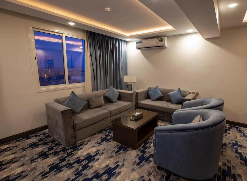 Aman Hotel Almhalh — 5
