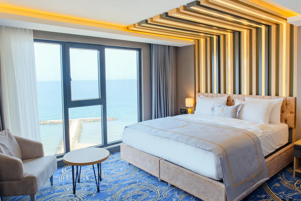 Maritimo Hotel — 3