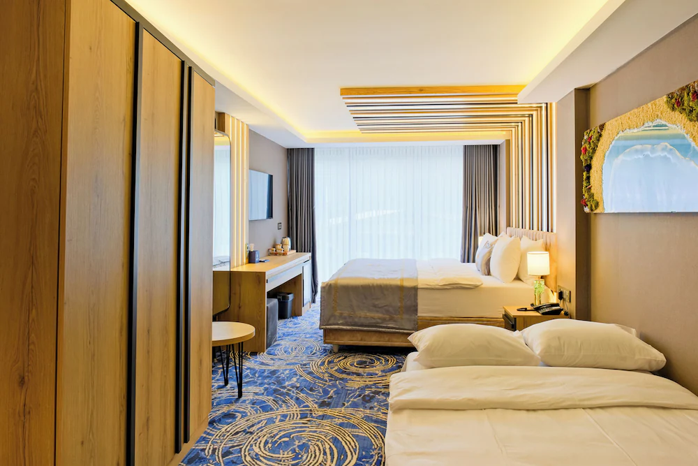 Maritimo Hotel — 8