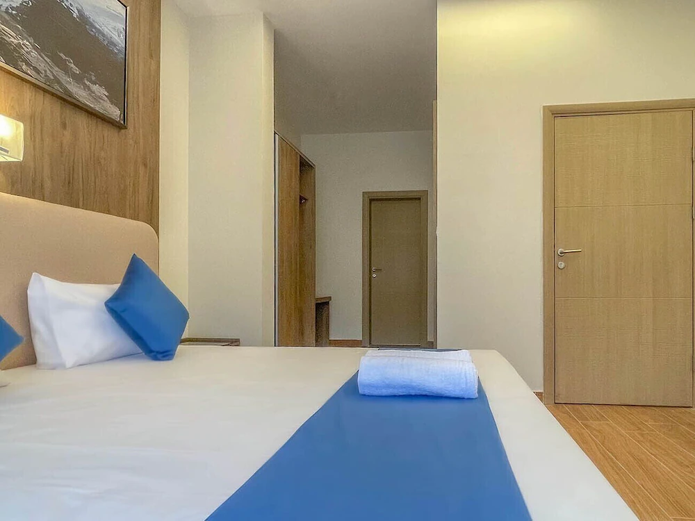 Arjan Park Hotel Azizia — 3