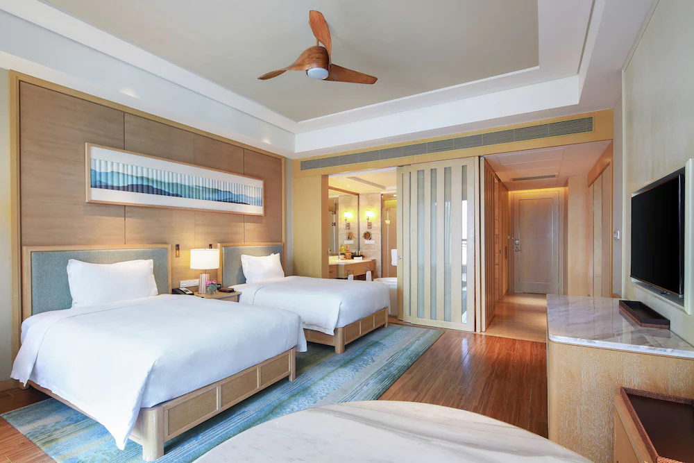 Hilton Yuxi Fuxian Lake — 2