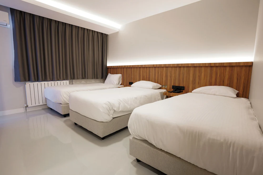 Joyful Hotel By Gnl — 2