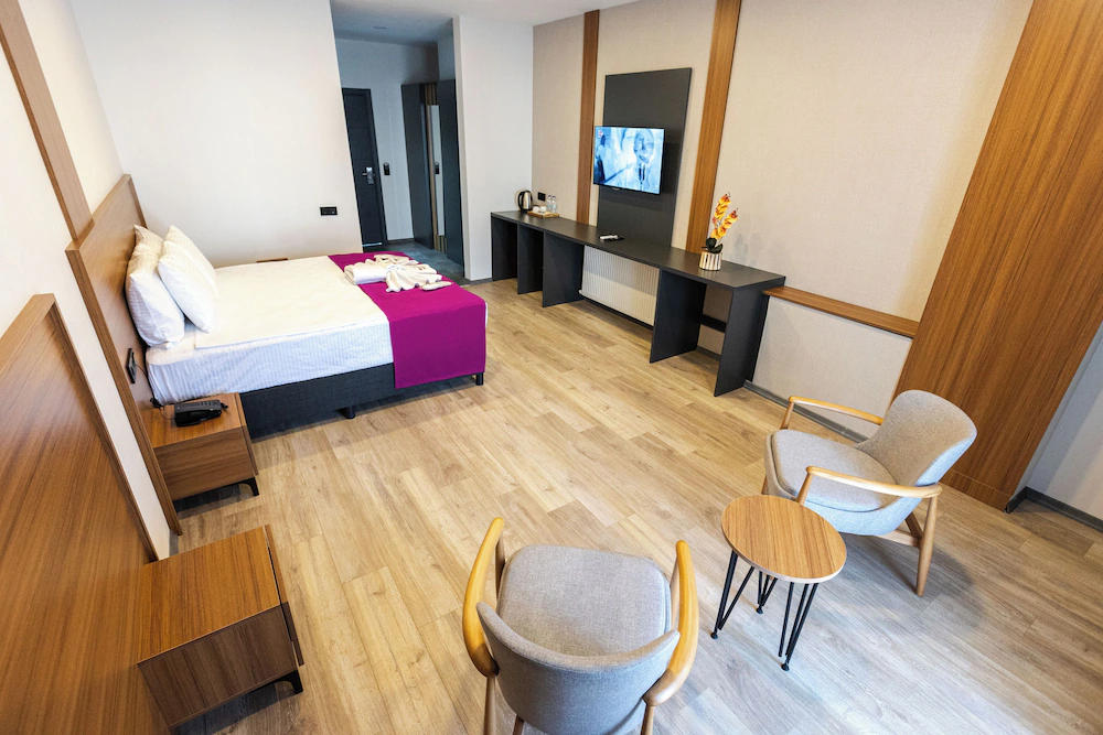Restway Hotel — 3