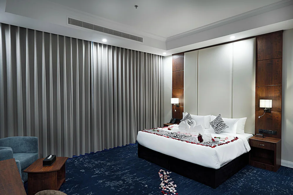 OYO 687 Sunday Jeddah Hotel — 4