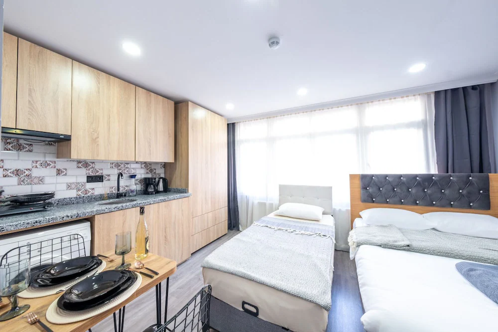 Kral Hotel Besiktas — 2