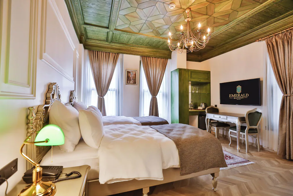 Emerald Mansion Hotel — 3