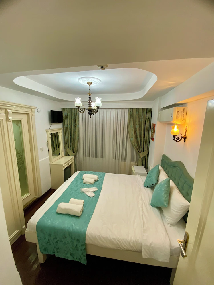 L&P Maison Hotel — 2