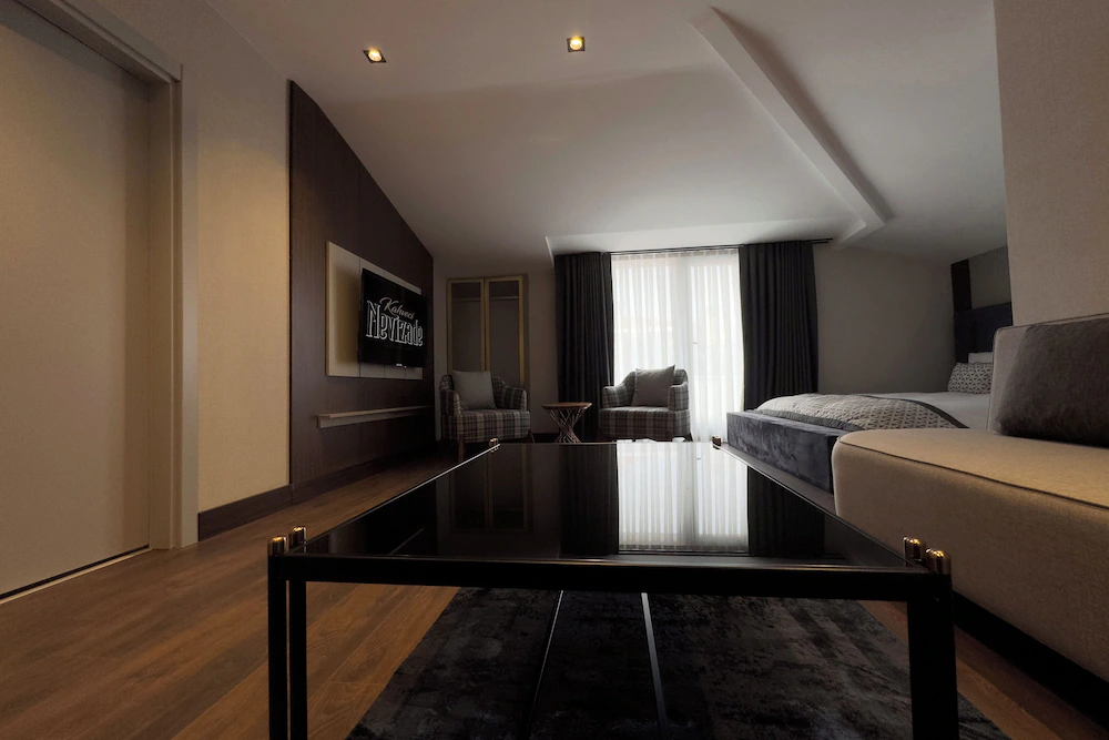 Nevizade Avangart Hotel — 1