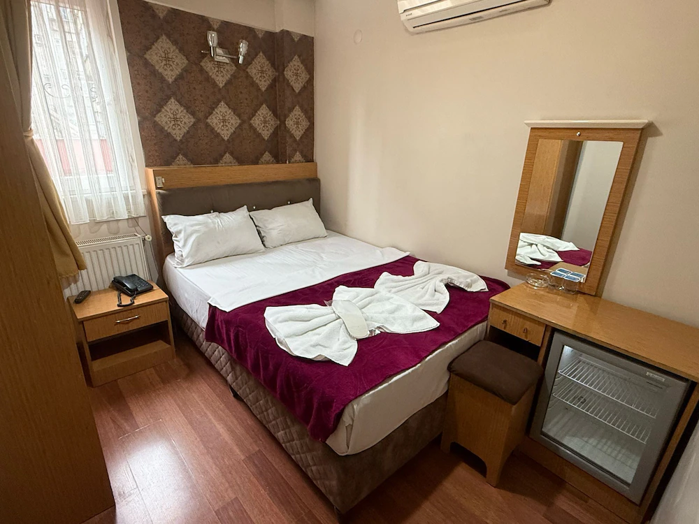 Alklas Hotel — 1