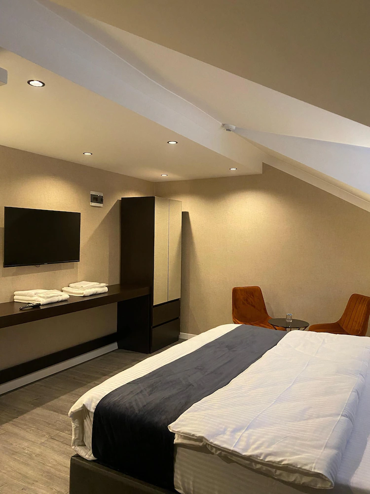 Grand Armada Hotel — 4