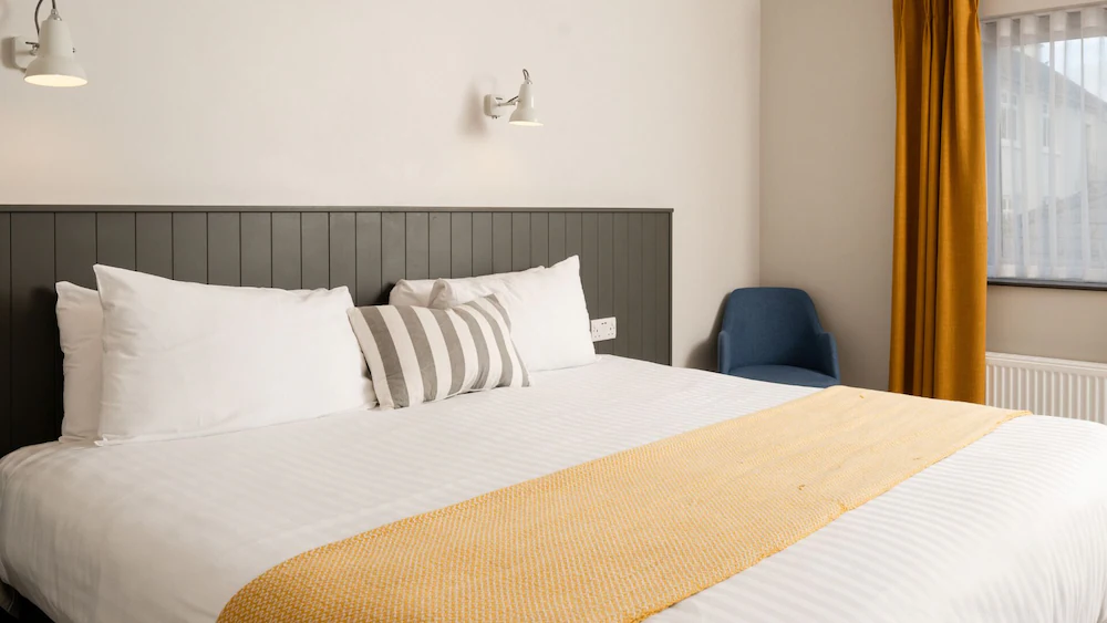 Marine Hotel Ballycastle — 3