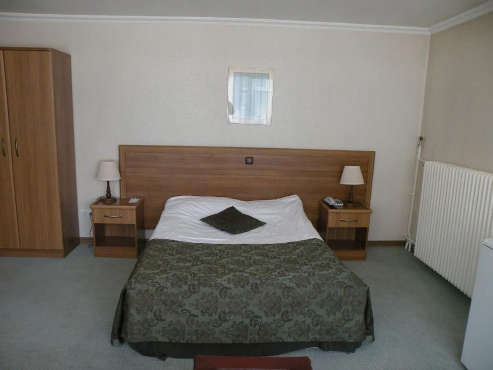 First Apart Hotel — 3