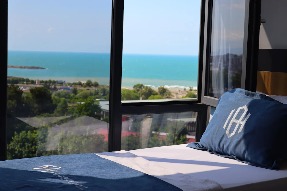 Hann Otel — 3
