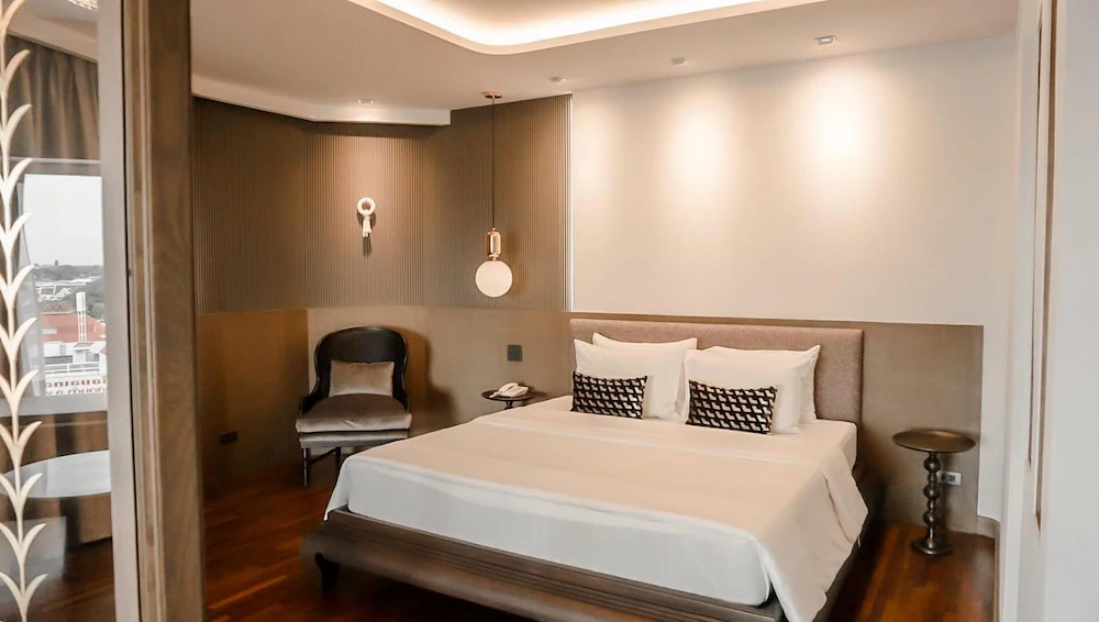 Krungsri River Hotel — 8