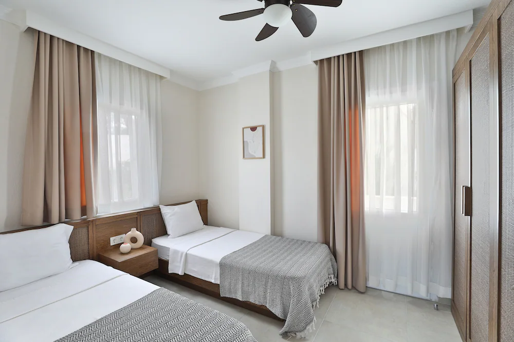 Nazli — 2