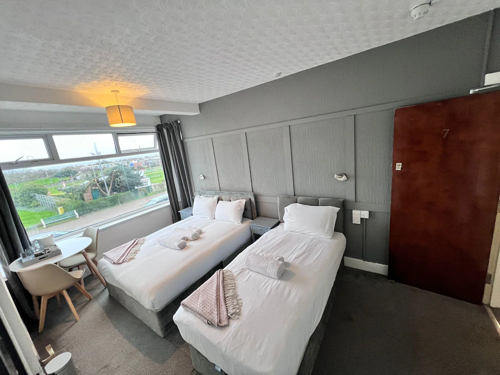 Harbour Hotel — 7