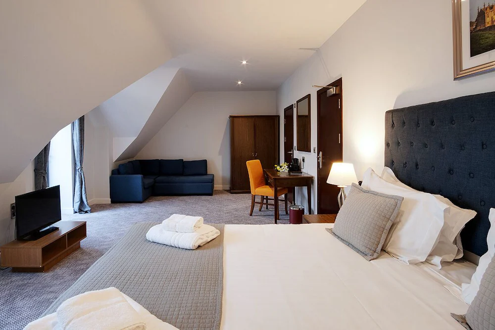 Cotswolds Hotel & Spa — 6
