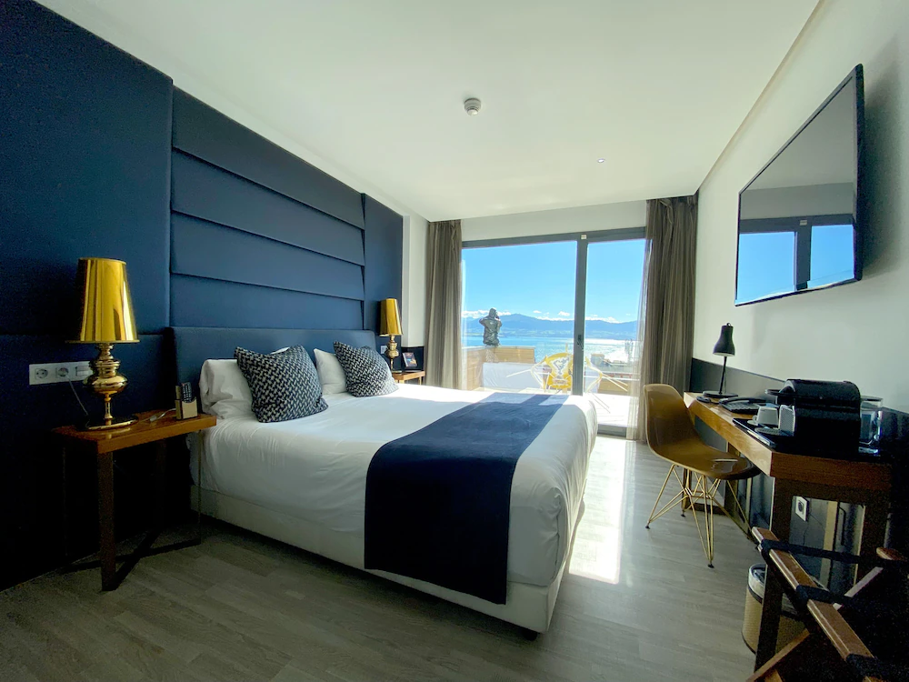 Hotel Art Santander — 2